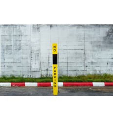 Padlock & Base, for the H/D Yellow 100P Removable Parking & Security Post